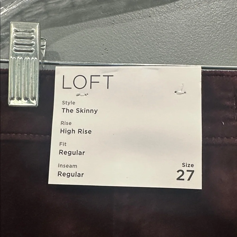 Final Sale 🔥No More Low Offers Mariner Skinny Pants in Velvet Size 27
